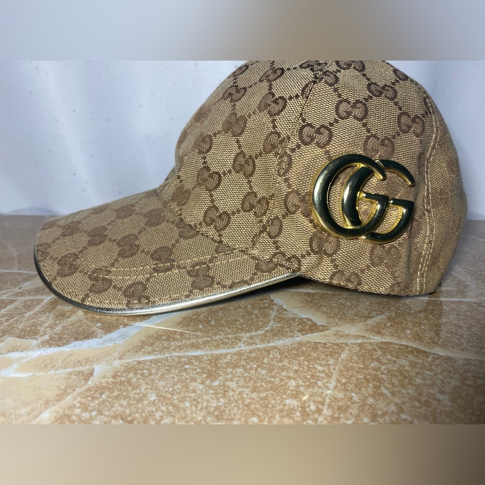 Brand new gucci hat for womens